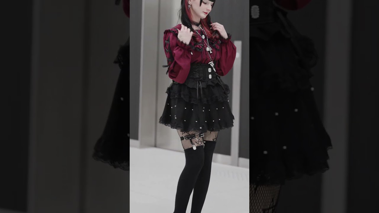 Just remembered how much I love this song🖤