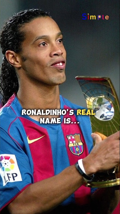 Ronaldinho changed his name😯