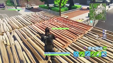 1v1 playground build battles 😱