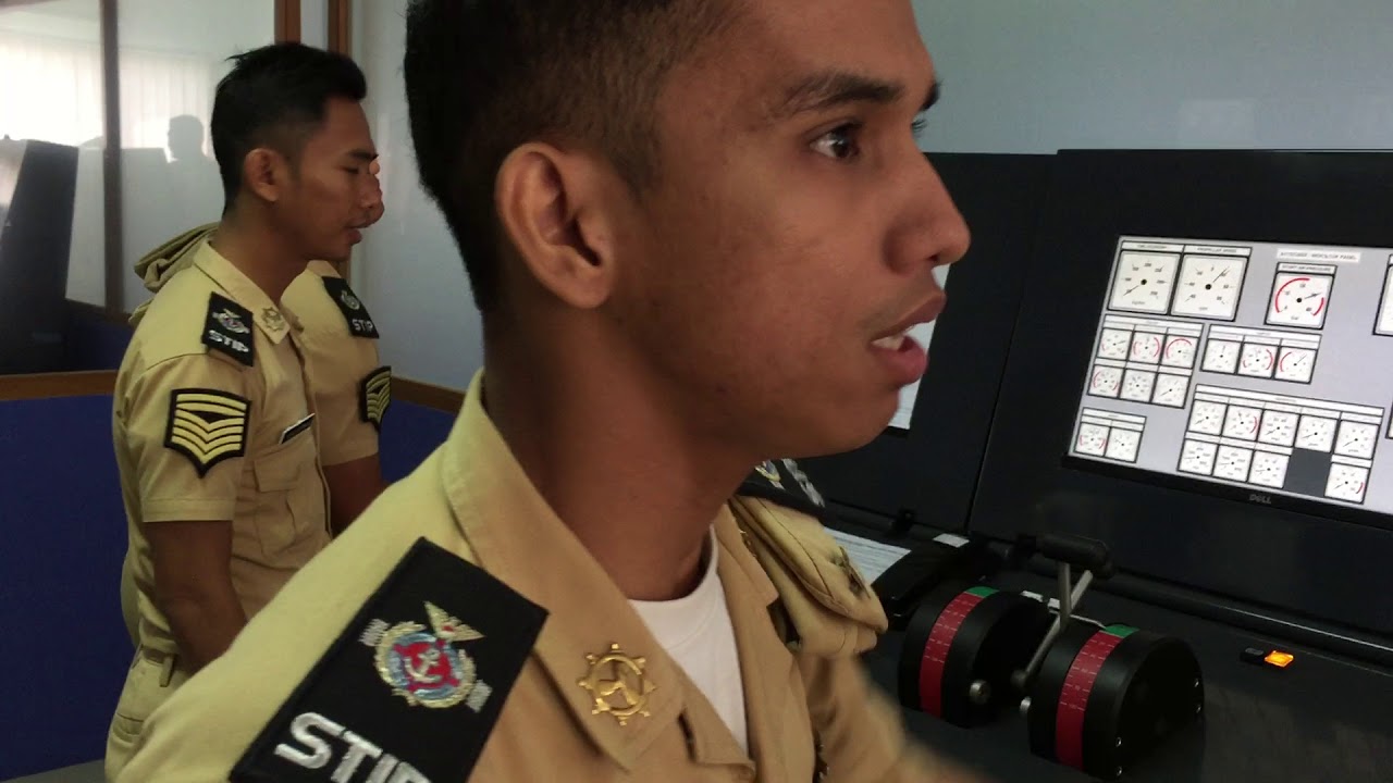 ENGINE ROOM SIMULATOR