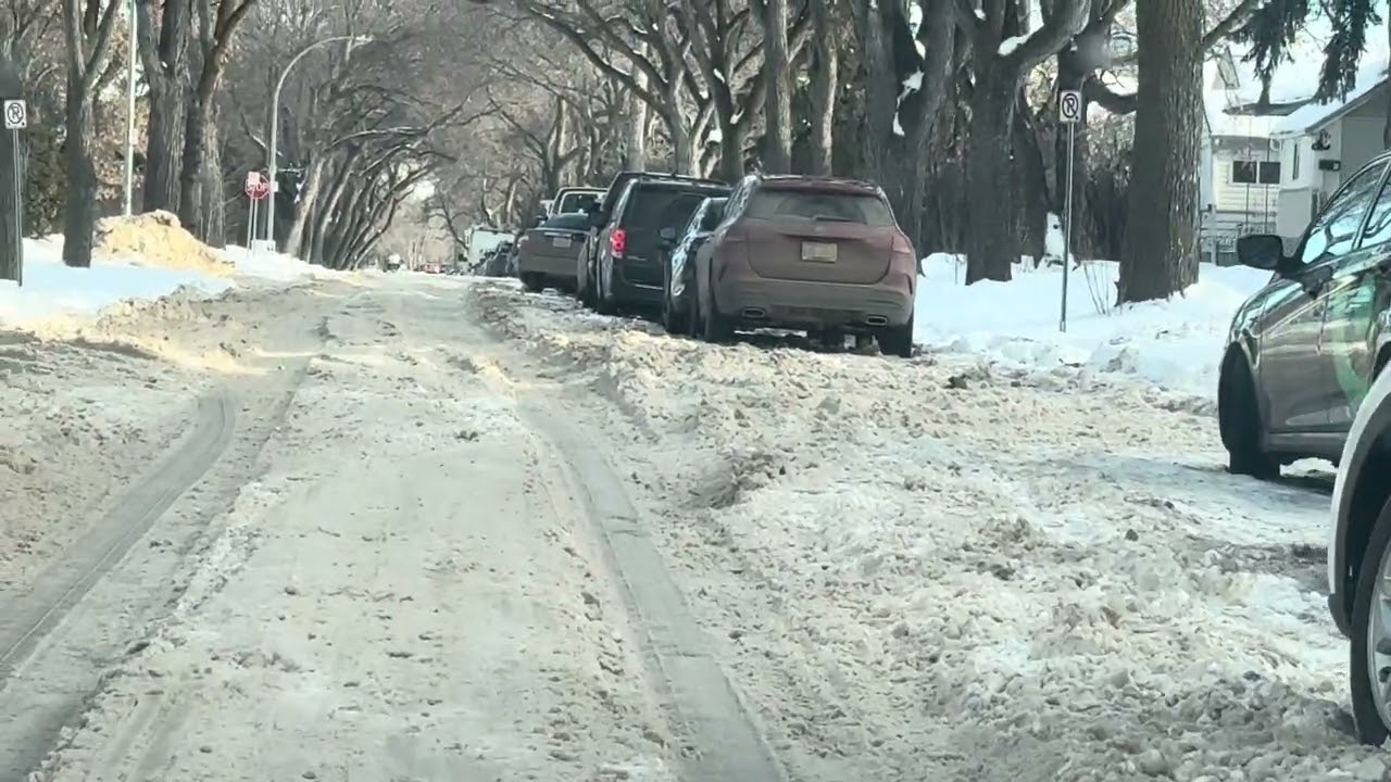 Edmonton’s WORST Snow Cleaning Ever?! Residents Left Stranded 😡❄️