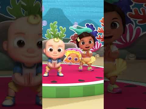 Making Colorful Bubbles! 🌈 How many can we POP??? 🫧 #bubbles #rainbow #cocomelon