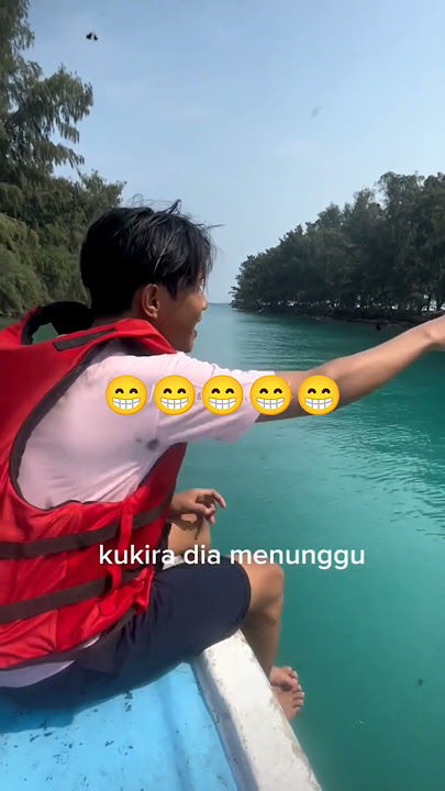 kukira hari minggu ternyata hari Rabu, kukira kau menunggu ternyata menghianatiku