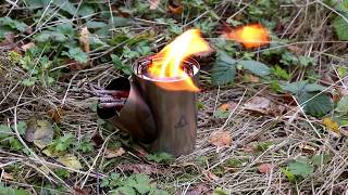How to start the kombuis a portable rocket stove by Arnaud.
