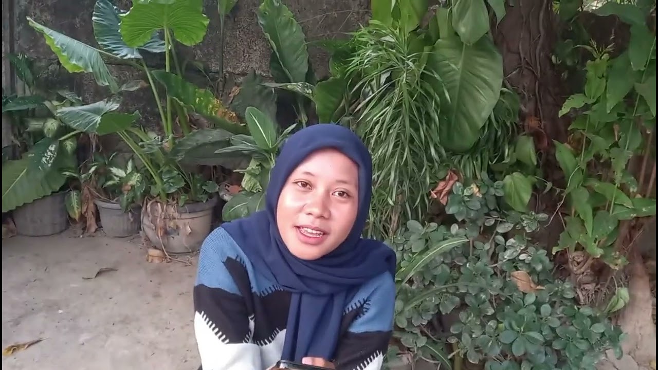 Mini talk show with zumroh and nabila 