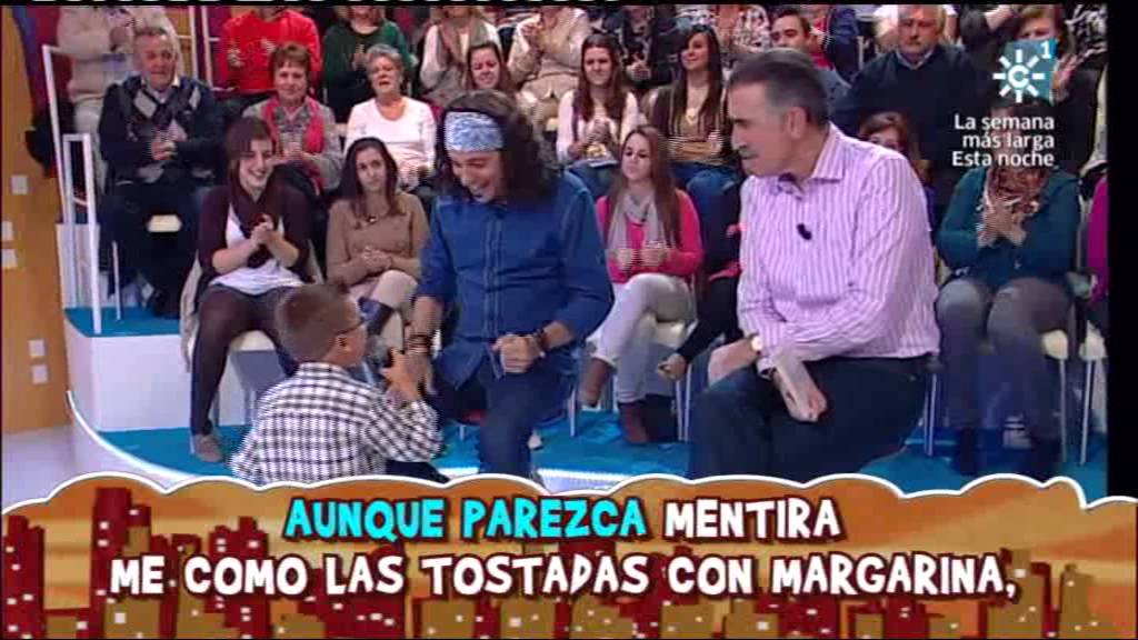 ALEJANDRO CANTANDO A ARREBATO