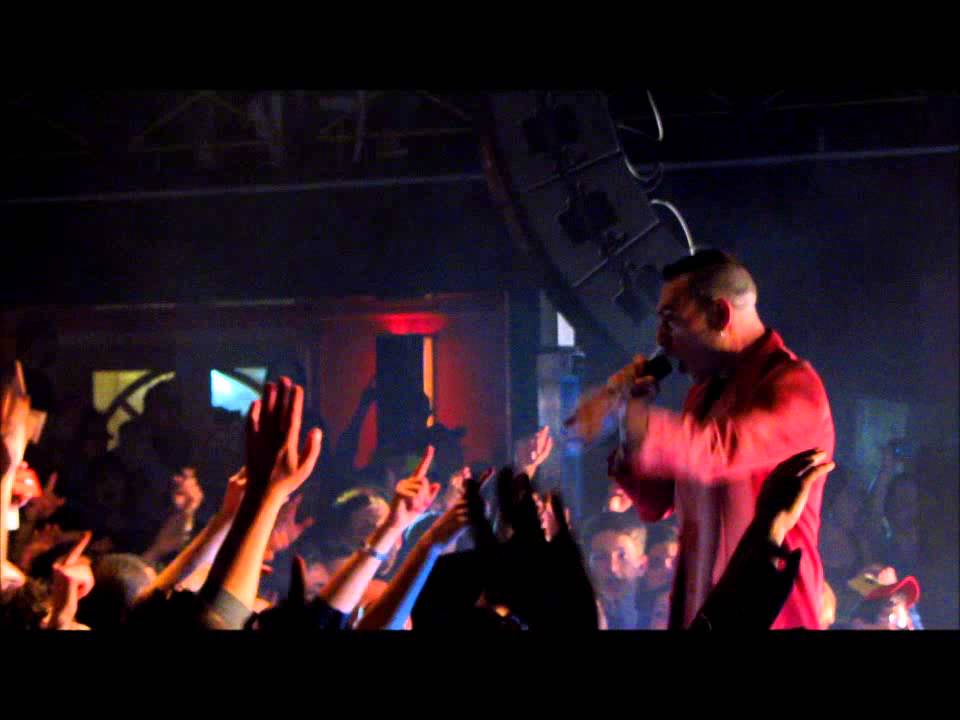 Sud Sound System Le radici ca teni live Lequile YouTube