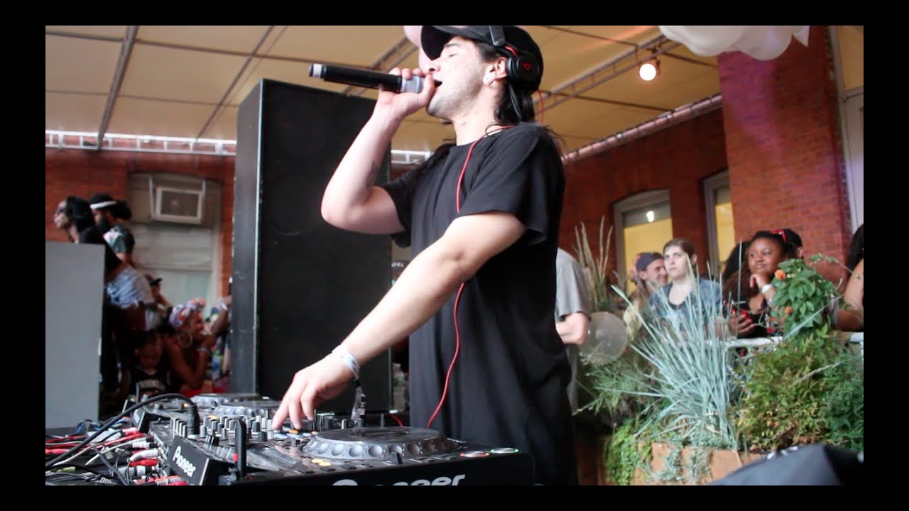 SKRILLEX - MoMa PS1 ( Shot by: @2LOOSEFILMS )