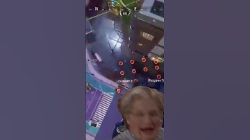 I should use Valkyrie more…#apexlegends #apex #assist #funny