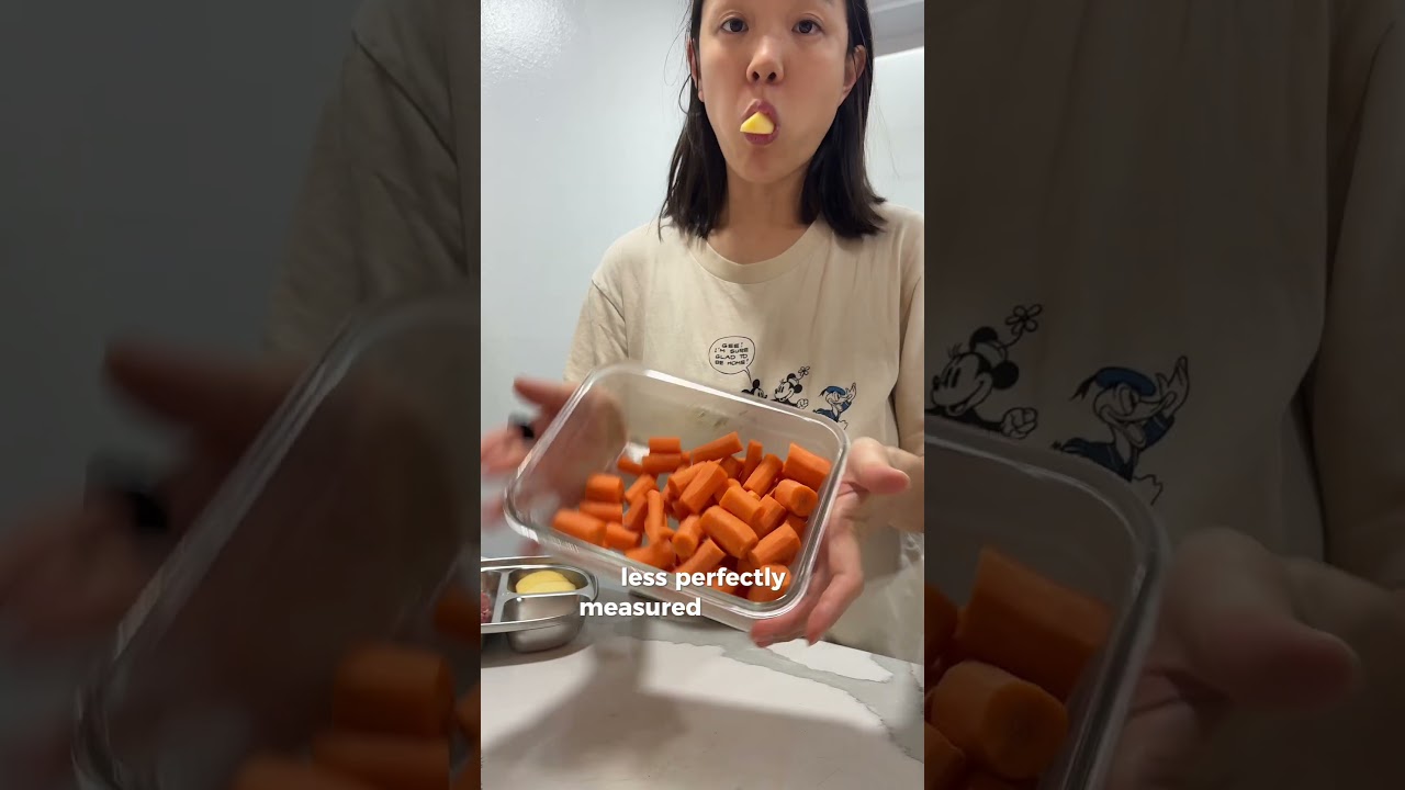 apple + carrot + chicken baby puree = rich in iron and vitamin c! 