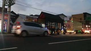 Kamera Jalanan Pesona Truk Rawit Balap