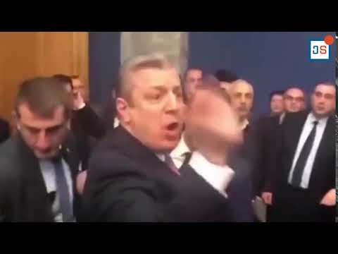 გიორგი კვირიკაშვილი აგინებს ნიკა მელიას