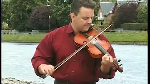 Bruce MacGregor plays 'The Holm Burn Jig', 'What c...