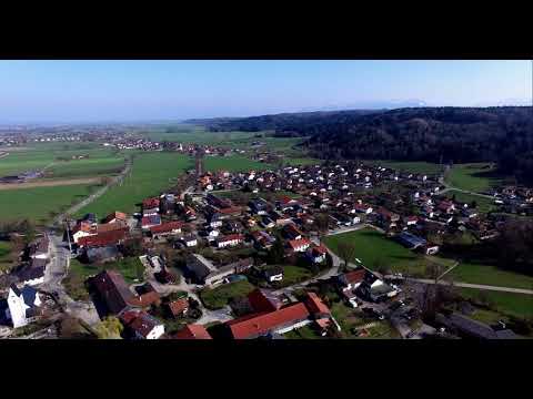 Drohnenaufnahmen von Vagen im Landkreis Rosenheim bei München / Bayern / Deutschland