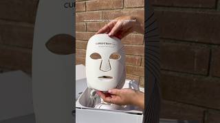 unboxing de la máscara LED más famosa de CurrentBody