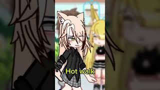 kurang jelas ya?...lihat di tiktok ku aja ya:3