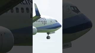 CHINA AIRLINES B737-800 landing at Ho Chi Minh City Airport #shorts #aviation #chinaairlines #b737