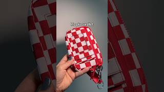 This wallet is huge #wallet#fashion#accessories#keychain#minipurse #everydayessentials