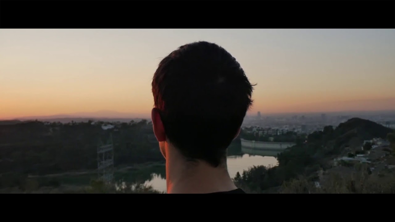 PLASTIKO PRENDE LA LUZ OFICIAL