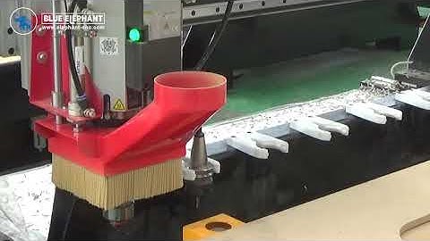 ELE1325 Linear ATC cnc machine working video