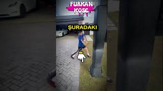 Çocuk Mükemmel Bir Vuruş Yapıyor.