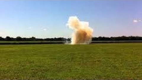 1/2 pound of tannerite exploding target