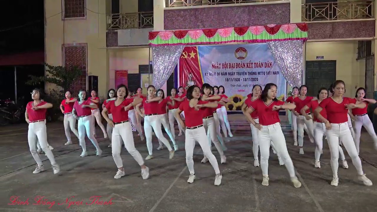 Chiếc gậy Trường Sơn - Khiêu vũ TT thôn Đoài xã Kim Nỗ - Nguyễn Sáu.