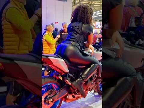 YAMAHA MT-09 🔥 THE DARK SIDE OF THE STREET 🖤🏍️