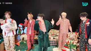 txt performs 'that that' chaotic version on their christmas live 😭