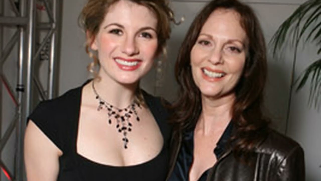 Unbelievable Beauty: Lesley Ann Warren in Her Prime Will Leave You Breathless!