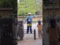 「手信号でそっちに流せ」って警視庁女性警察官👮♀️に指示を出す警視庁警察官👮、【山王祭り2026・神幸祭】