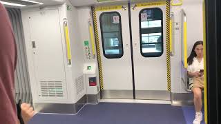 [搭中剛剛投入服務的紅Q車]MTR TWL Q Train A675/A676駛入 + 駛離2號月台 & M Train A187/A218駛入葵芳1號月台