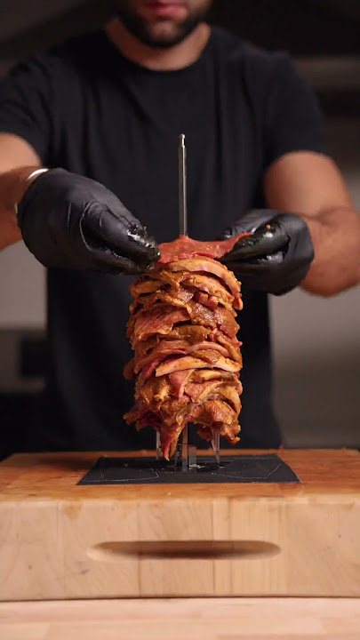 Download lagu Menara Daging Wagyu A5 seharga $3.000