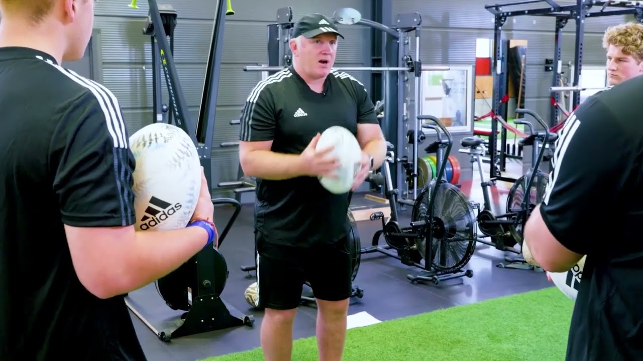 Line Out Throwing - 007 - Rugby Line Out throwing tips when things go wrong