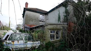 Abandoned Hoarders House | Car Graveyard in the Trees