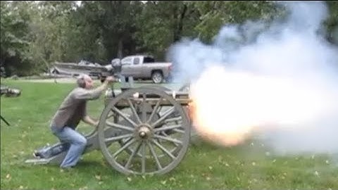 Firing an Original Hotchkiss Revolving Cannon