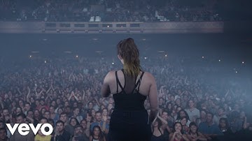 Sylvan Esso - Signal (Music Video)