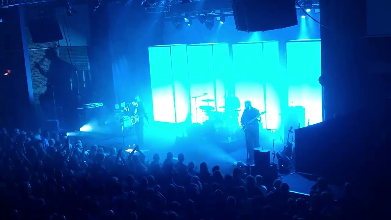 White lies - Hold back your love (Live at Tobakken, Esbjerg 21-02-26)