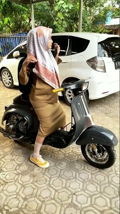 Vespa Cewek Cantik #fyp