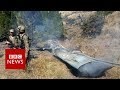 Pakistan 'shoots down two Indian jets' over Kashmir - BBC News