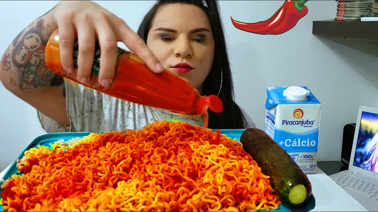 MIOJO TURBINADO DE PIMENTA BAIANA - MUKBANG ASMR PEPPER CHILI NOODLES SPICY VOLCANO
