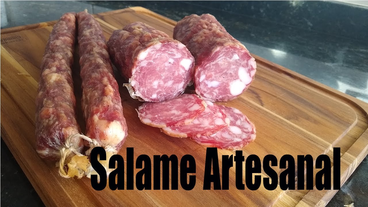 Salame Artesanal Levemente Defumado