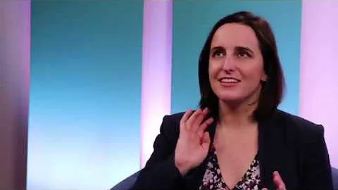 Katie Sanders: Tips to Spot Fake News