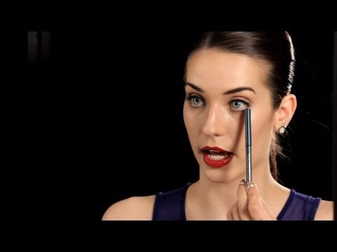 Video: Kleurpotloden gebruiken als eyeliner 11 stappen (met afbeeldingen) Antwoorden op al uw 