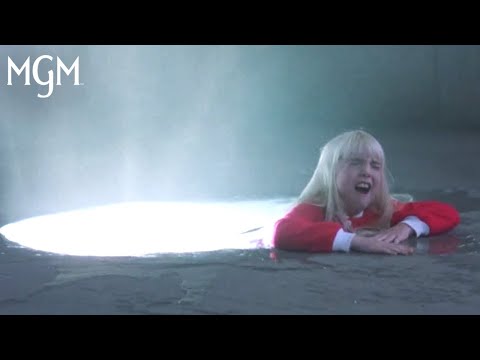 POLTERGEIST III (1988) | Portal To The Other Side | MGM