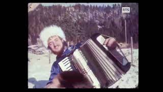 Svetit Mesyats Tschaika Cossacks 1971