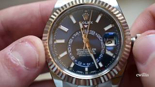 Blue Rolex SkyDweller - How to Use the Ring Command Bezel