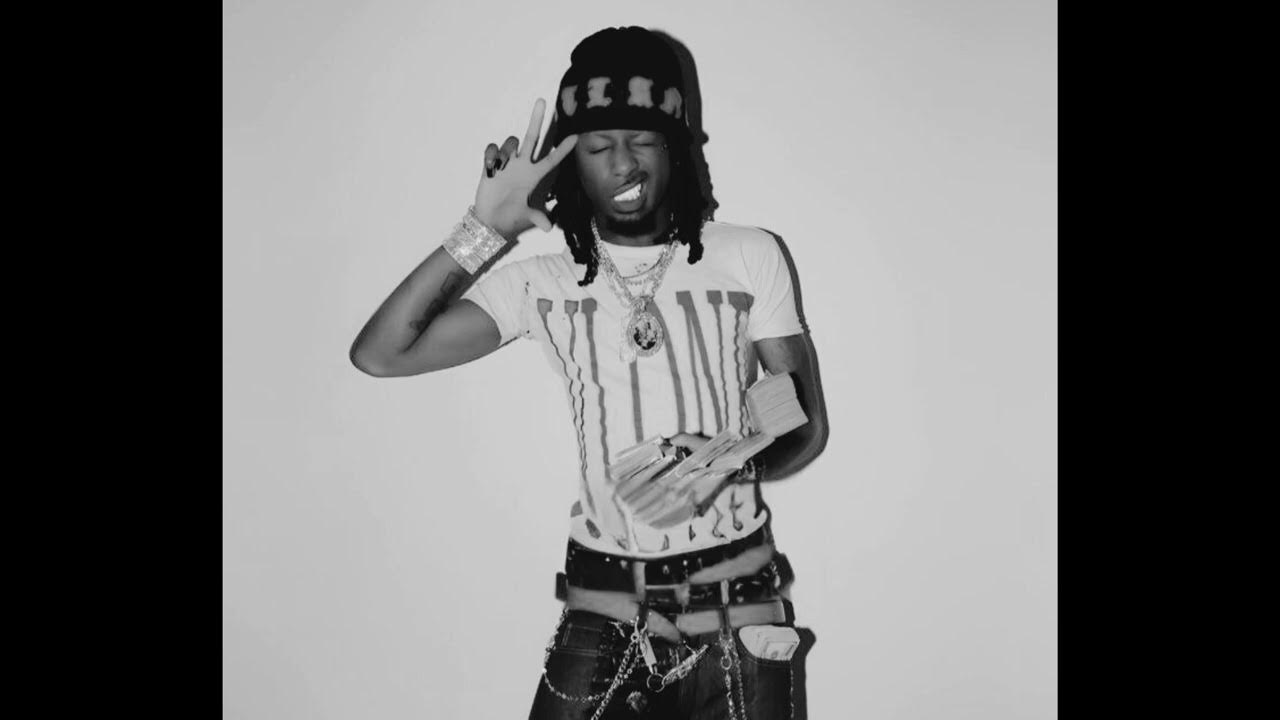 Playboi Carti Walk Around With Them Bills (FREE) Playboi Carti Type Beat x I Am Music 2024 - "WALK" - YouTube