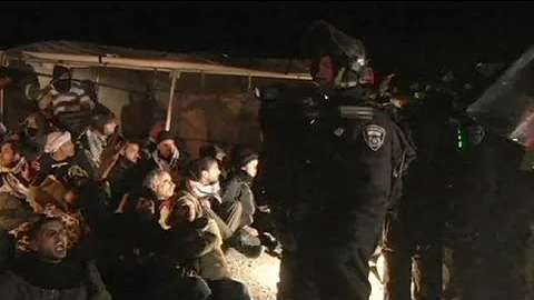 Palestian protesters evicted from E1, West Bank