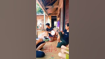 Cơm chan nước mắt...